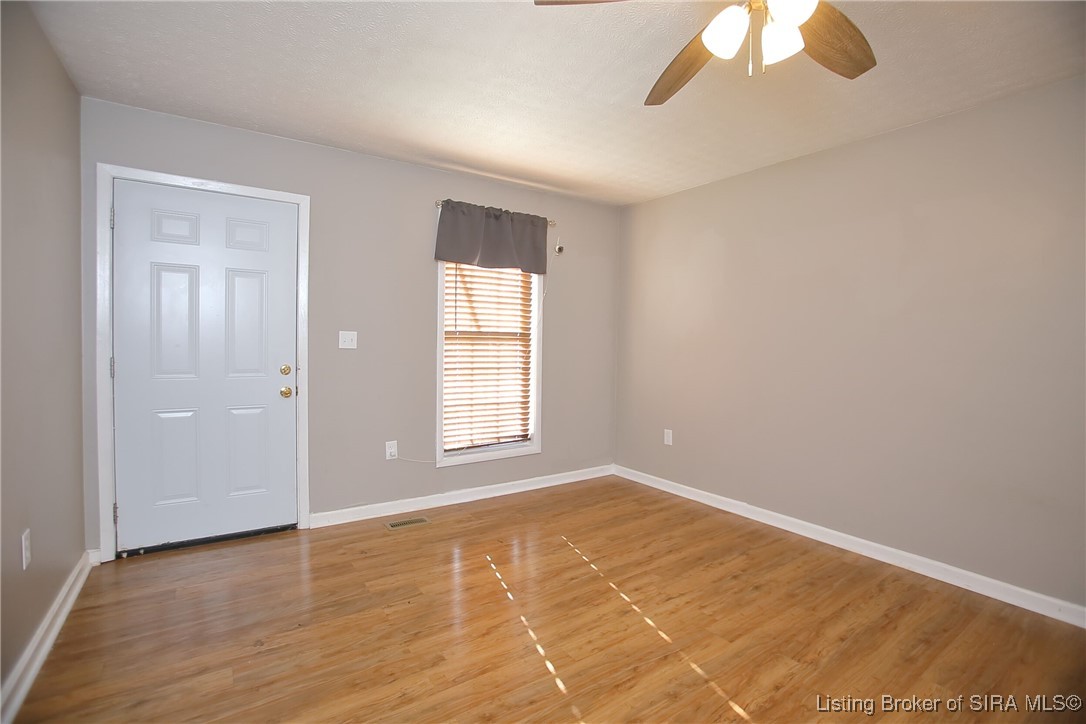 1406 Chartres Street New Albany, IN 47150 - Photo 27 of 34 Bedroom 3
