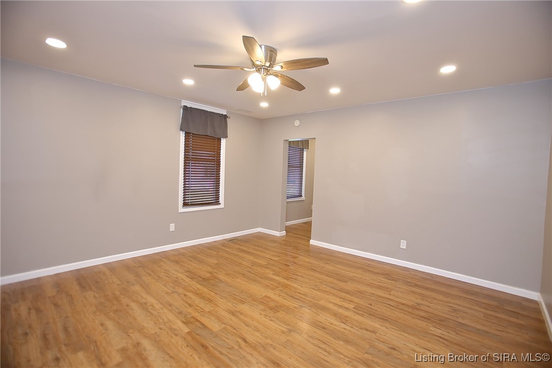 1406 Chartres Street New Albany, IN 47150 - Photo 9 of 34 Living Room