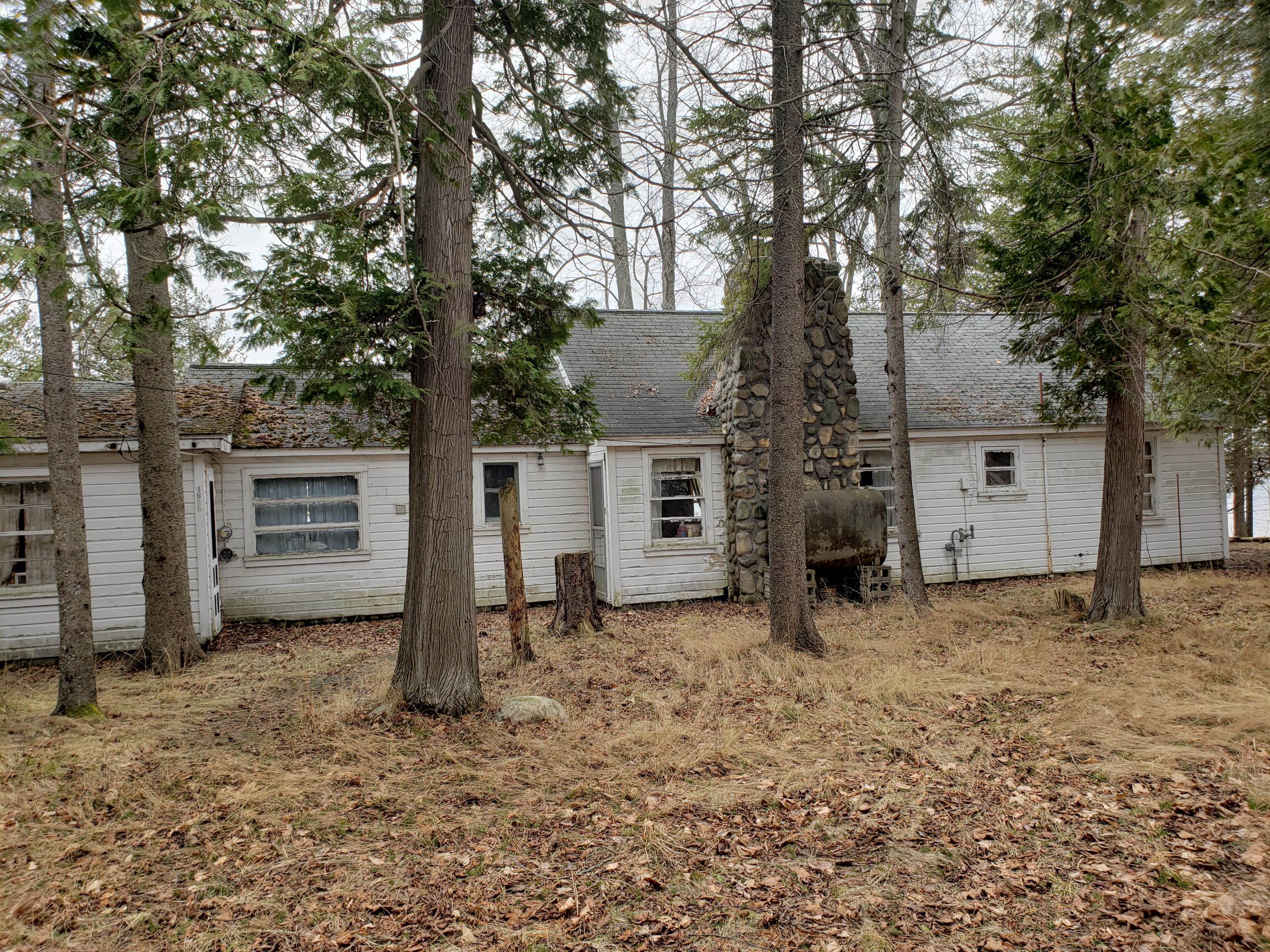 4639 East Burt Lake Road Cheboygan, MI 49721 - Photo 11 of 15 Gallery Image 11