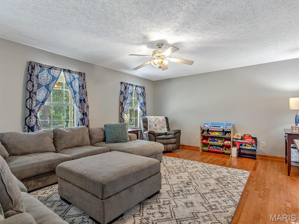 6145 Blackjack Road Oakdale, IL 62268 - Photo 6 of 39 Gallery Image 6