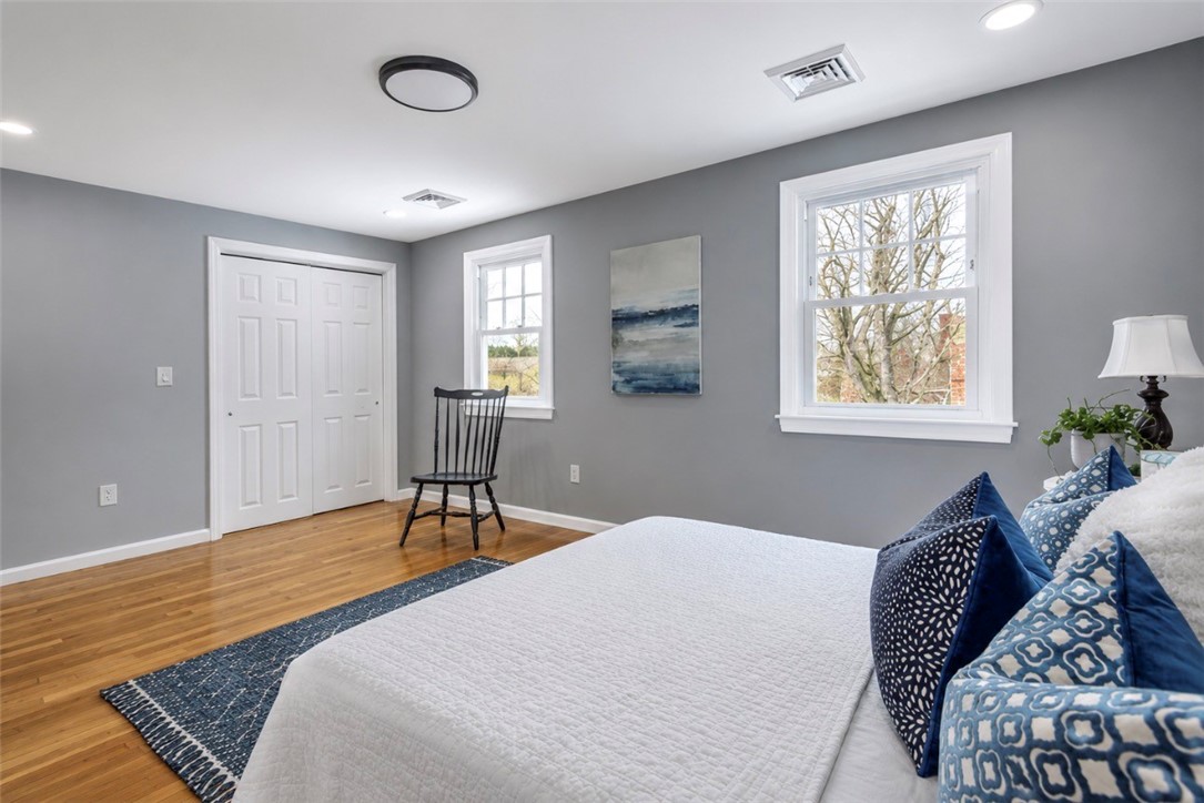 3 Pinetop Road Barrington, RI 02806 - Photo 27 of 45