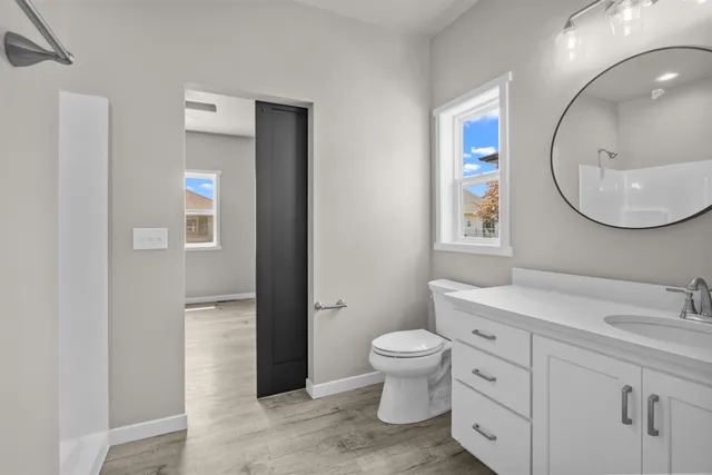 $329,900 | 411 Founders Way, Little Chute, WI 54140