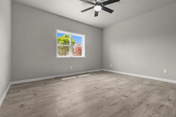 $329,900 | 411 Founders Way, Little Chute, WI 54140