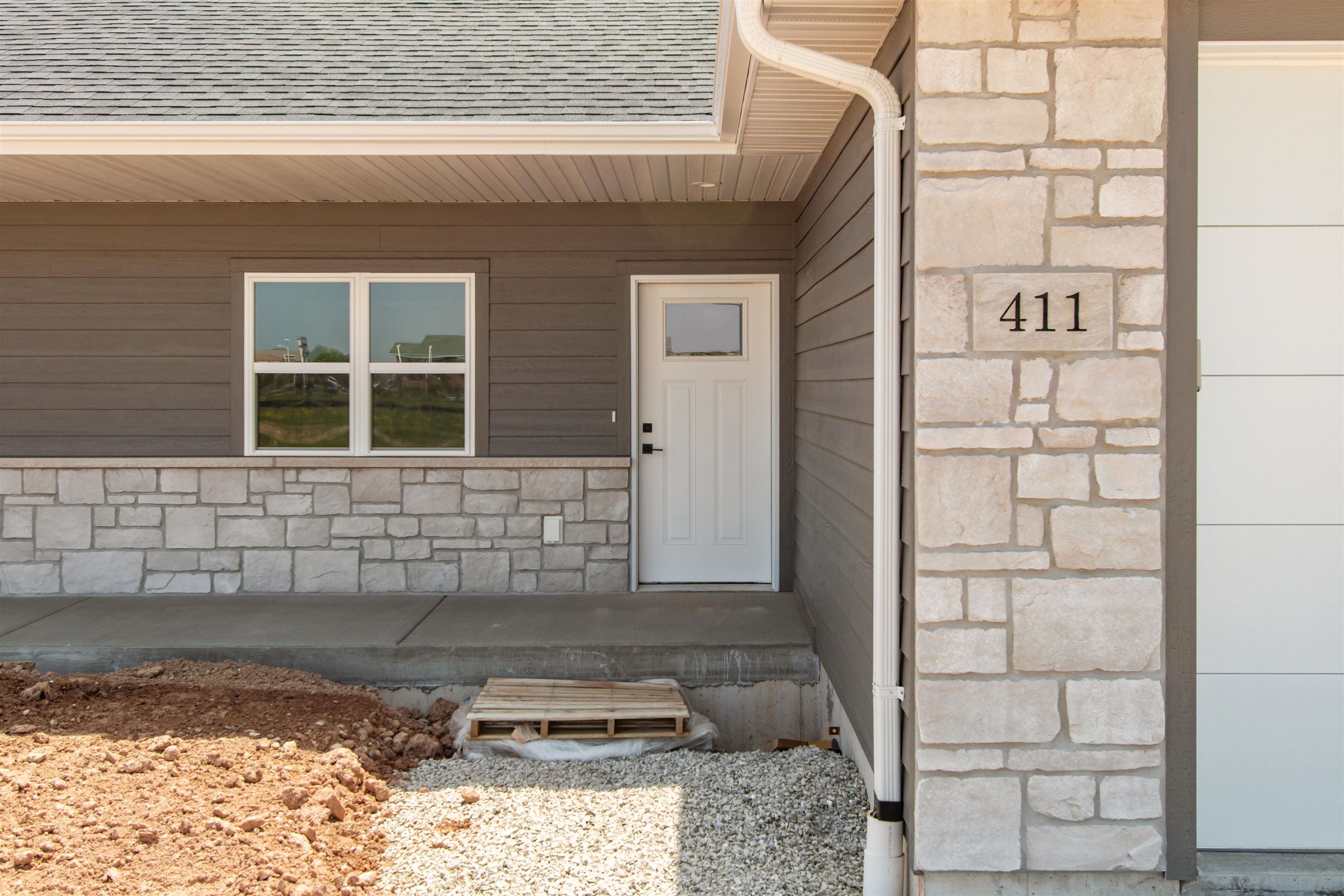 411 Founders Way Little Chute, WI 54140 - Photo 4 of 26