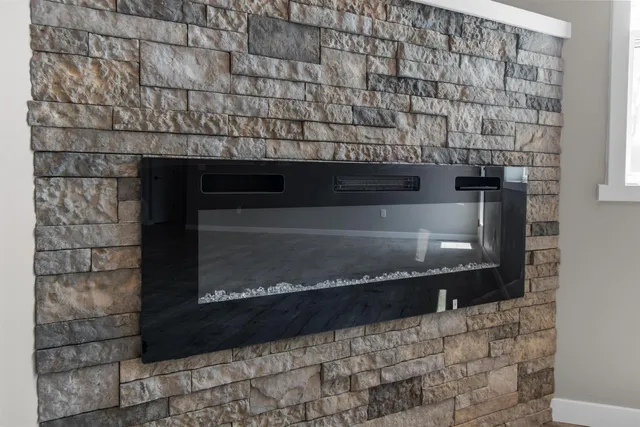 $329,900 | 411 Founders Way, Little Chute, WI 54140