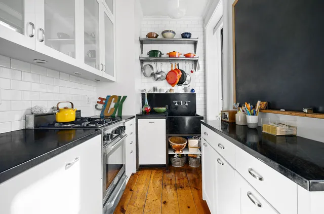 $1,549,999 | 344 West 11th Street, Unit 4W | West Village