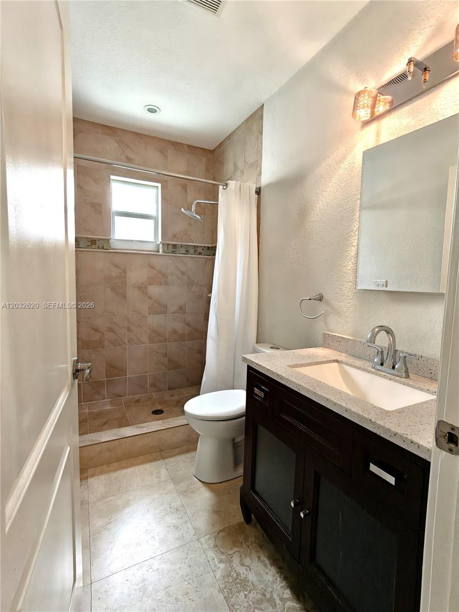 470 Southwest 25th Road Miami, FL 33129 - Photo 13 of 17
