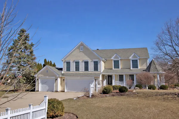 $749,900 | 21929 Farthingdale Court, Deer Park, IL 60010