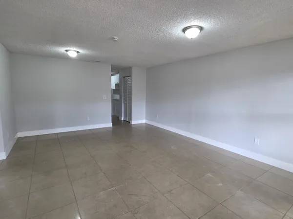 $2,950 | 18050 Northwest 41st Place, Miami Gardens, FL 33055