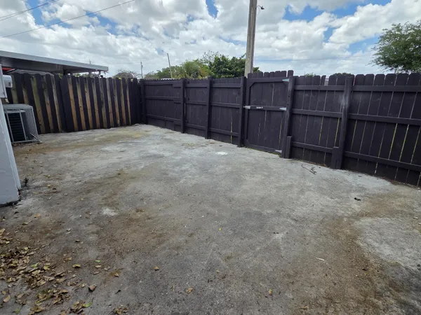 $2,950 | 18050 Northwest 41st Place, Miami Gardens, FL 33055