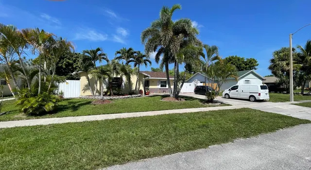 $475,000 | 1063 Concert Way, Royal Palm Beach, FL 33411