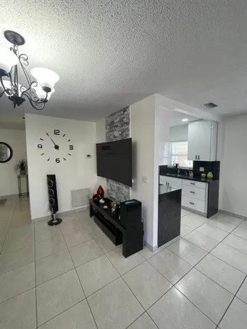 $475,000 | 1063 Concert Way, Royal Palm Beach, FL 33411