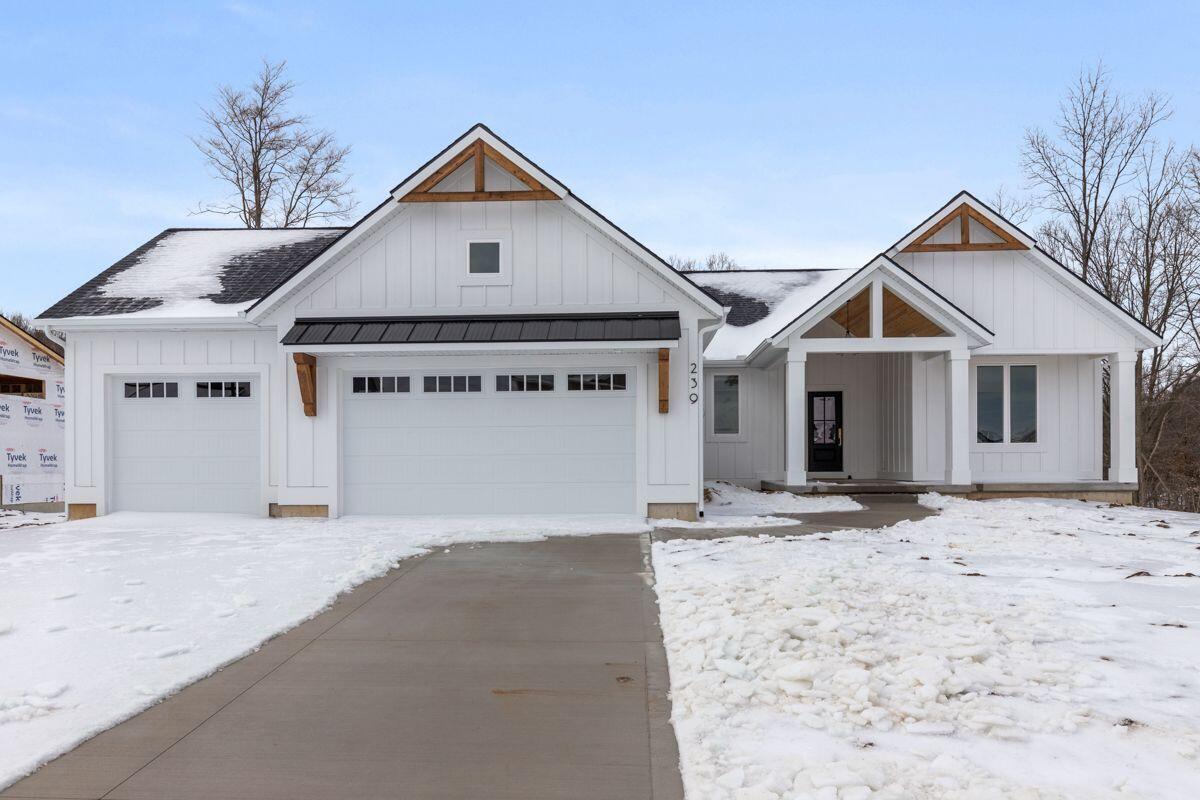 239 Jason Ridge Court Southwest Grand Rapids, MI 49534 - Photo 1 of 44 RfoQohb0