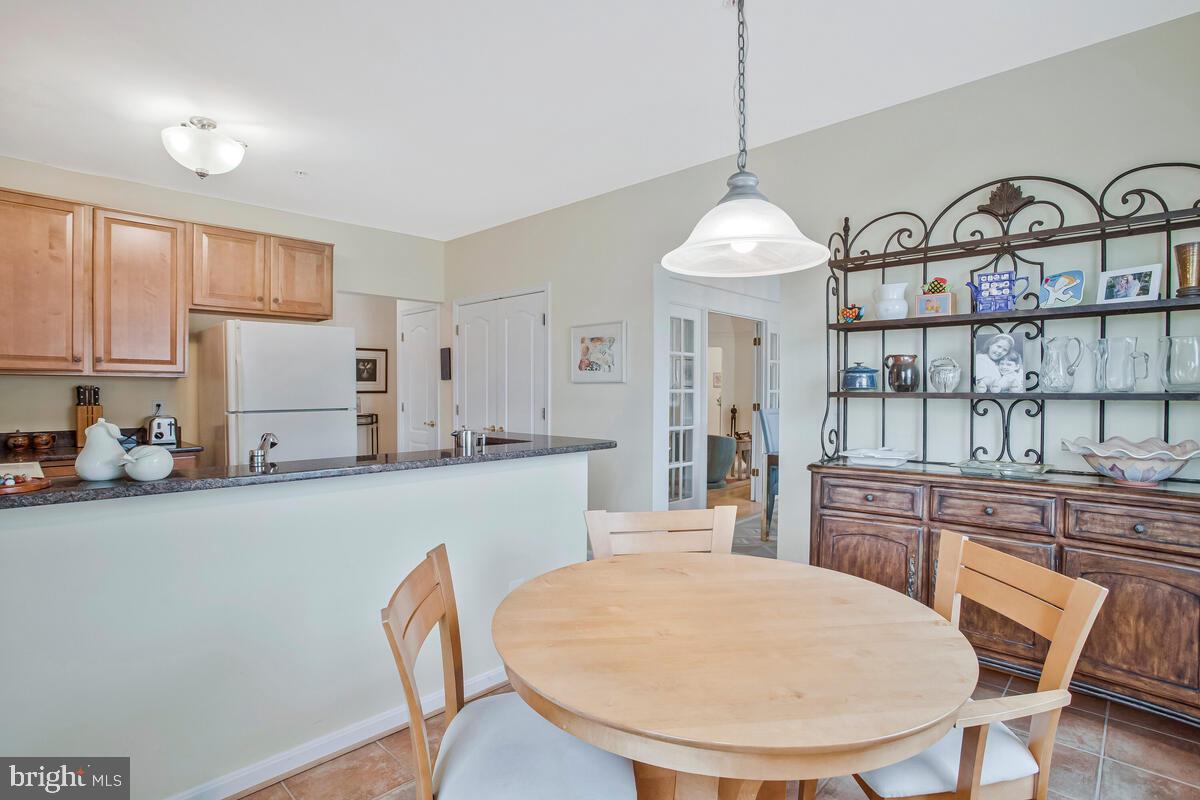 7305 Maplecrest Road, Unit 407 Elkridge, MD 21075 - Photo 19 of 54 Kitchen Area