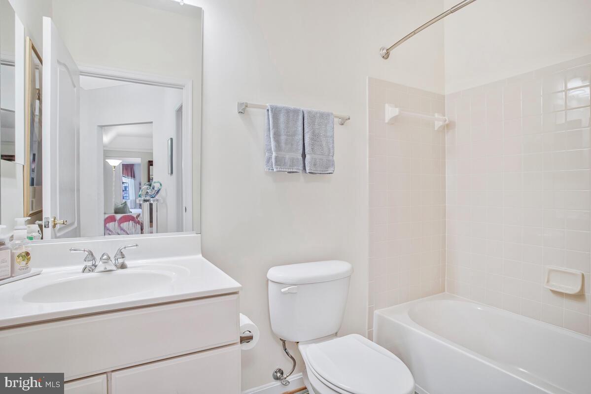 7305 Maplecrest Road, Unit 407 Elkridge, MD 21075 - Photo 27 of 54 Bath 2