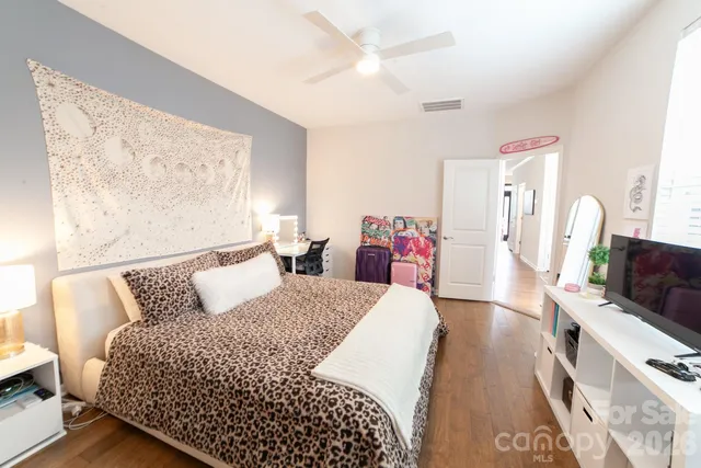 $438,500 | 100 Linestowe Drive, Belmont, NC 28012