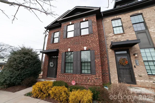 $438,500 | 100 Linestowe Drive, Belmont, NC 28012