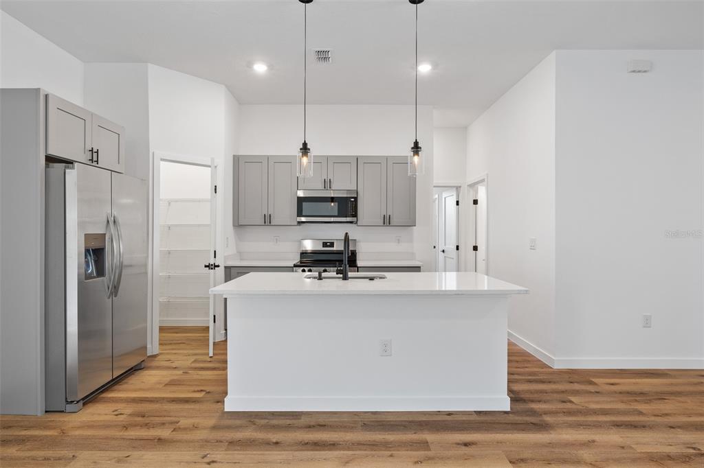 6460 Southwest 129th Loop Ocala, FL 34473 - Photo 10 of 43 Gallery Image 10