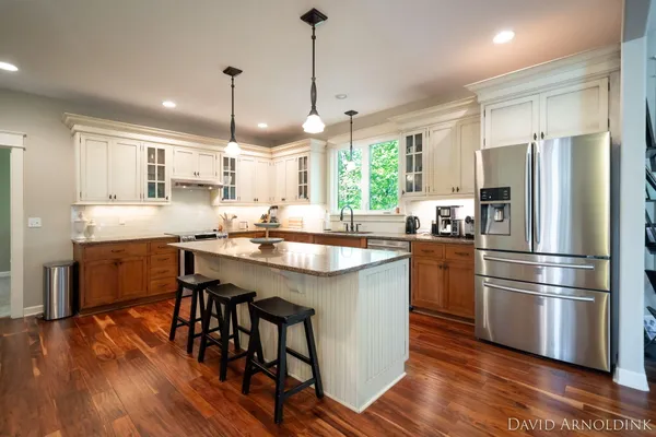 $734,900 | 461 Island View Drive, Holland, MI 49424