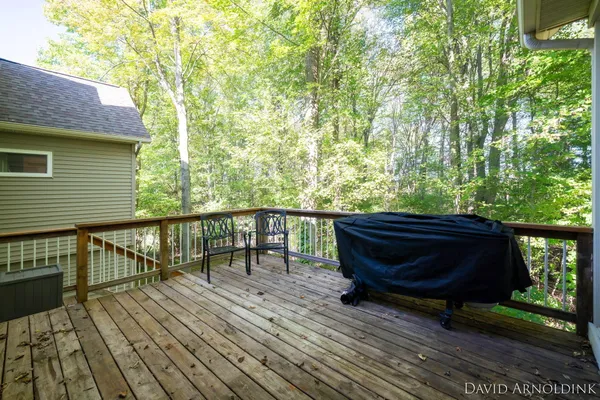 $734,900 | 461 Island View Drive, Holland, MI 49424
