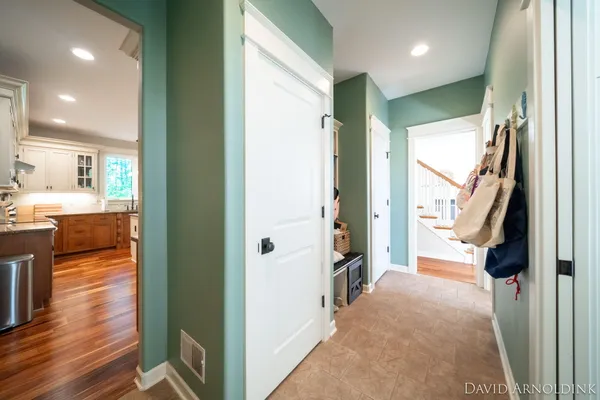 $734,900 | 461 Island View Drive, Holland, MI 49424