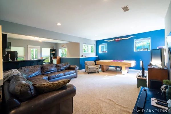 $734,900 | 461 Island View Drive, Holland, MI 49424