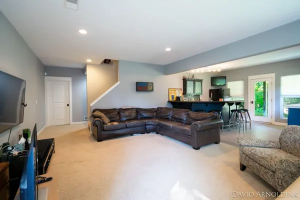$734,900 | 461 Island View Drive, Holland, MI 49424