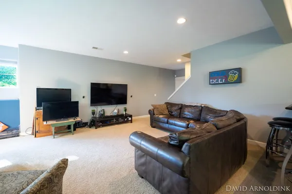 $734,900 | 461 Island View Drive, Holland, MI 49424
