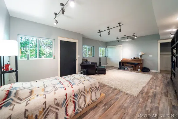 $734,900 | 461 Island View Drive, Holland, MI 49424