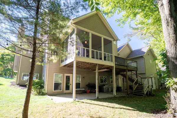 $734,900 | 461 Island View Drive, Holland, MI 49424