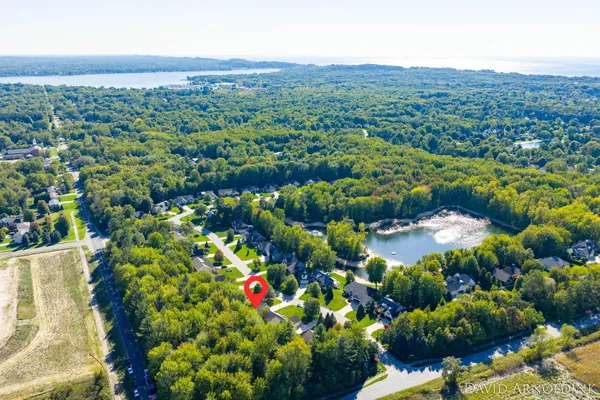 $734,900 | 461 Island View Drive, Holland, MI 49424