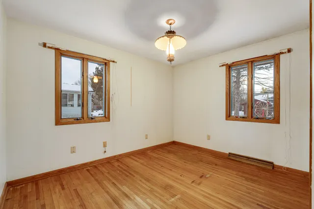 $235,000 | 217 Lake Street, Holmen, WI 54636