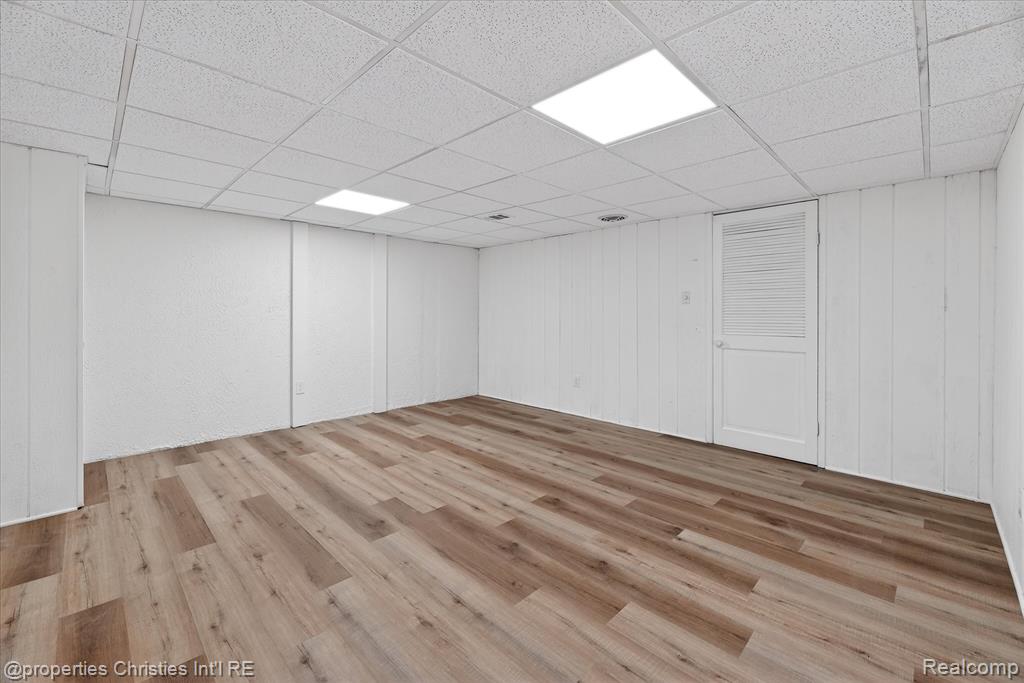 32651 Five Mile Road, Unit 15 Livonia, MI 48154 - Photo 19 of 44