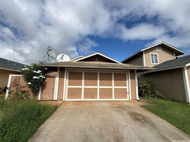 $2,750 | 91-1092 Pohahawai Street, Ewa Beach, HI 96706