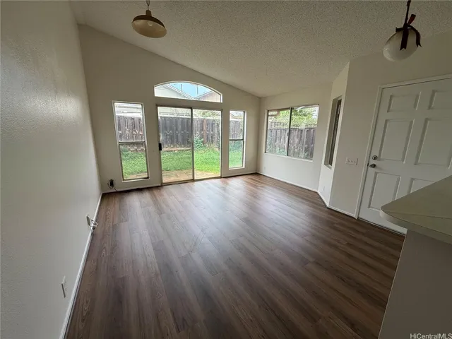 $2,750 | 91-1092 Pohahawai Street, Ewa Beach, HI 96706