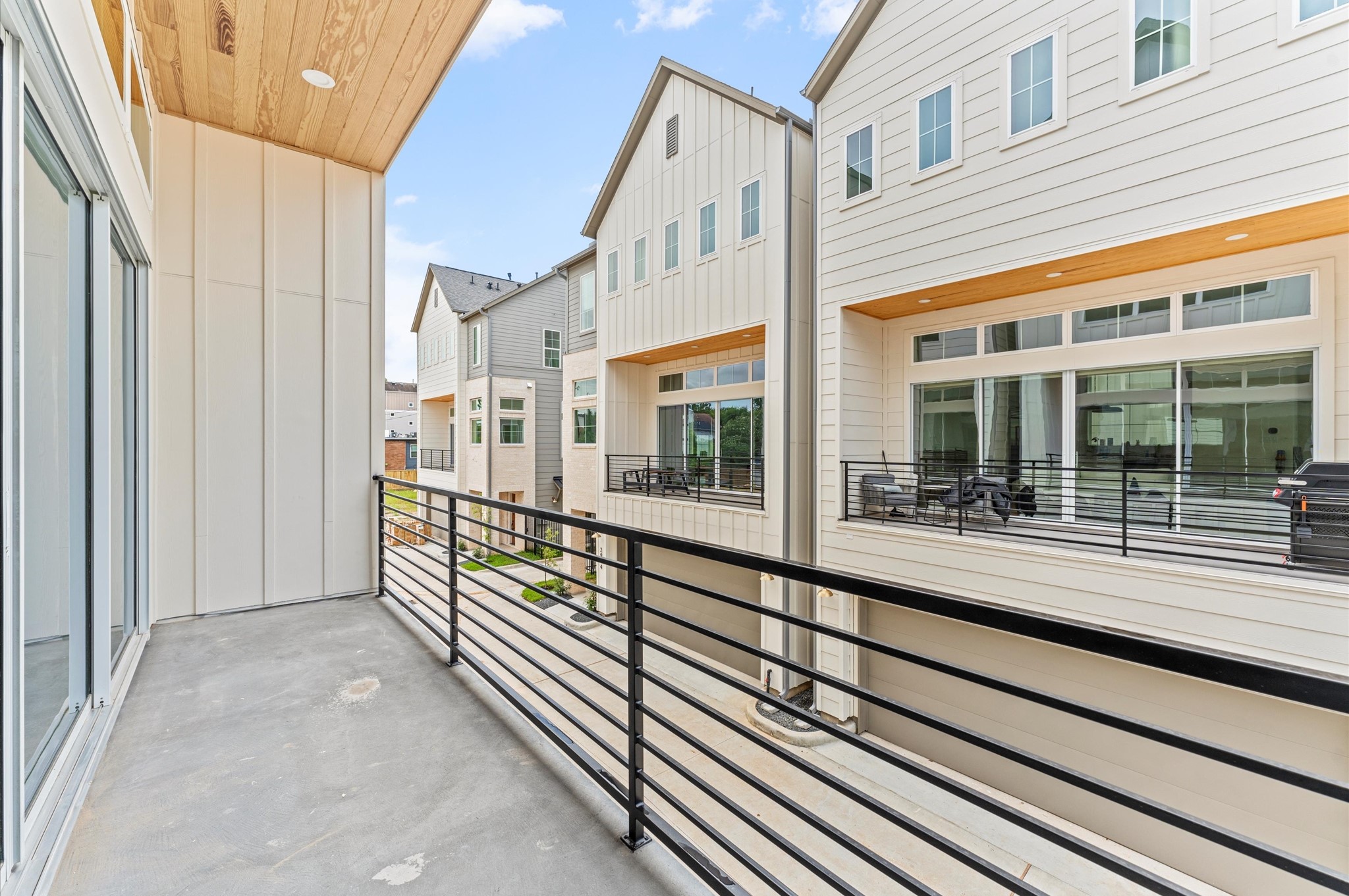 2916 Michaux Street Houston, TX 77009 - Photo 8 of 41 Each home comes with a private balcony off the second floor living.
