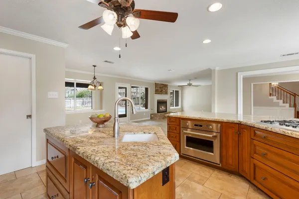 $525,000 | 6414 Hickorycrest Drive, Spring, TX 77389