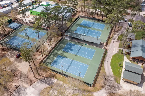 $525,000 | 6414 Hickorycrest Drive, Spring, TX 77389