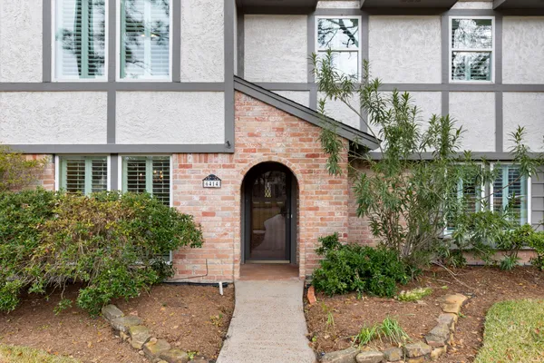 $525,000 | 6414 Hickorycrest Drive, Spring, TX 77389