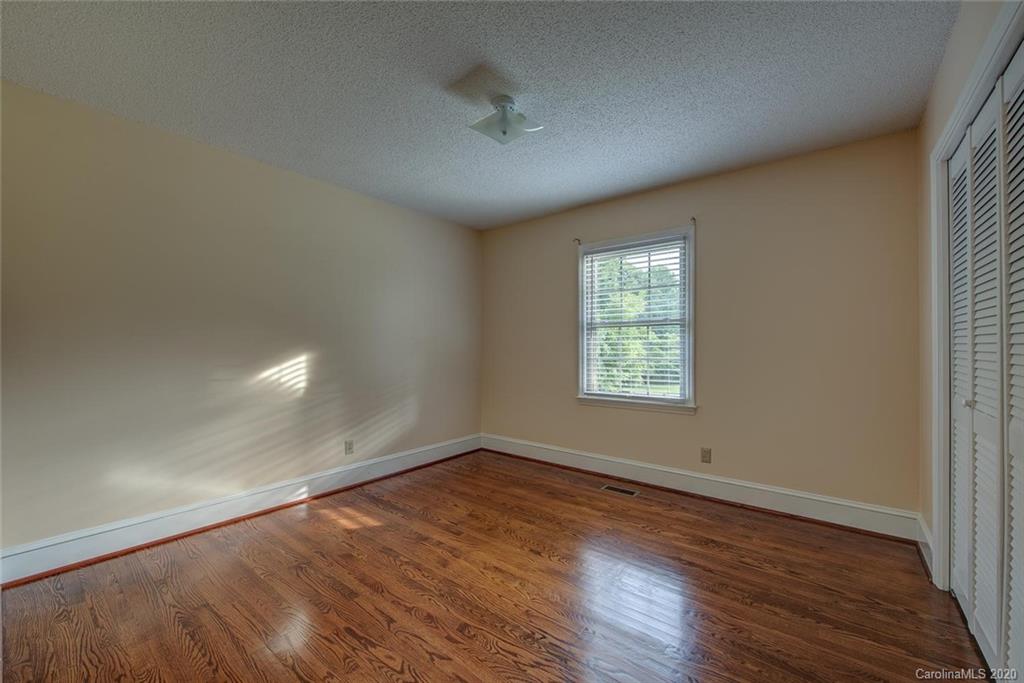 3501 Hickory Grove Road Gastonia, NC 28056 - Photo 13 of 32 Gallery Image 13