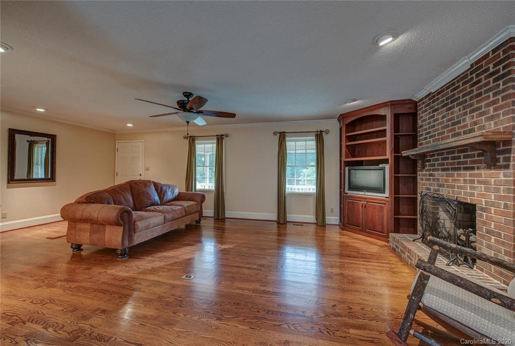 3501 Hickory Grove Road Gastonia, NC 28056 - Photo 4 of 32 Gallery Image 4