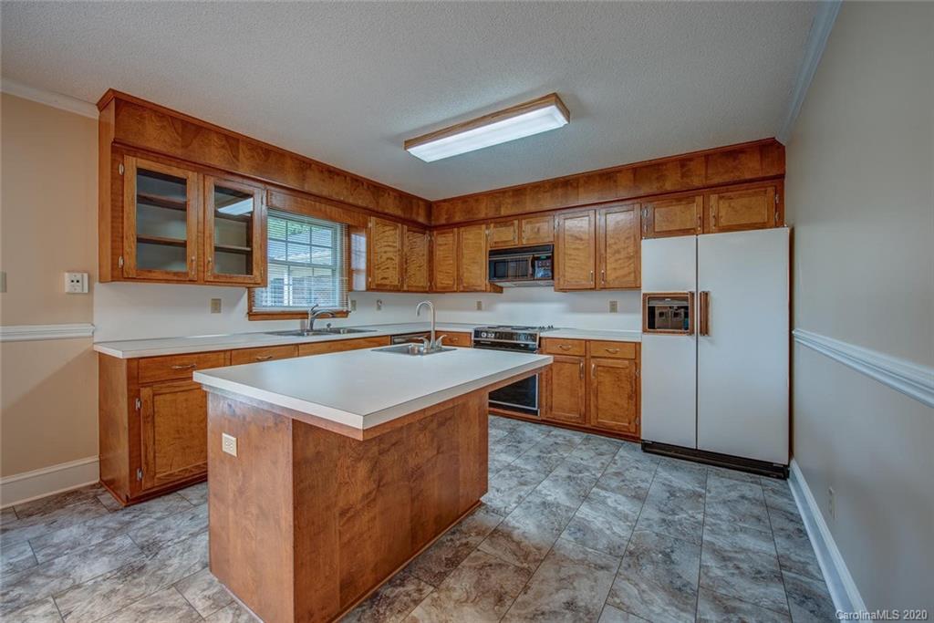 3501 Hickory Grove Road Gastonia, NC 28056 - Photo 7 of 32 Gallery Image 7