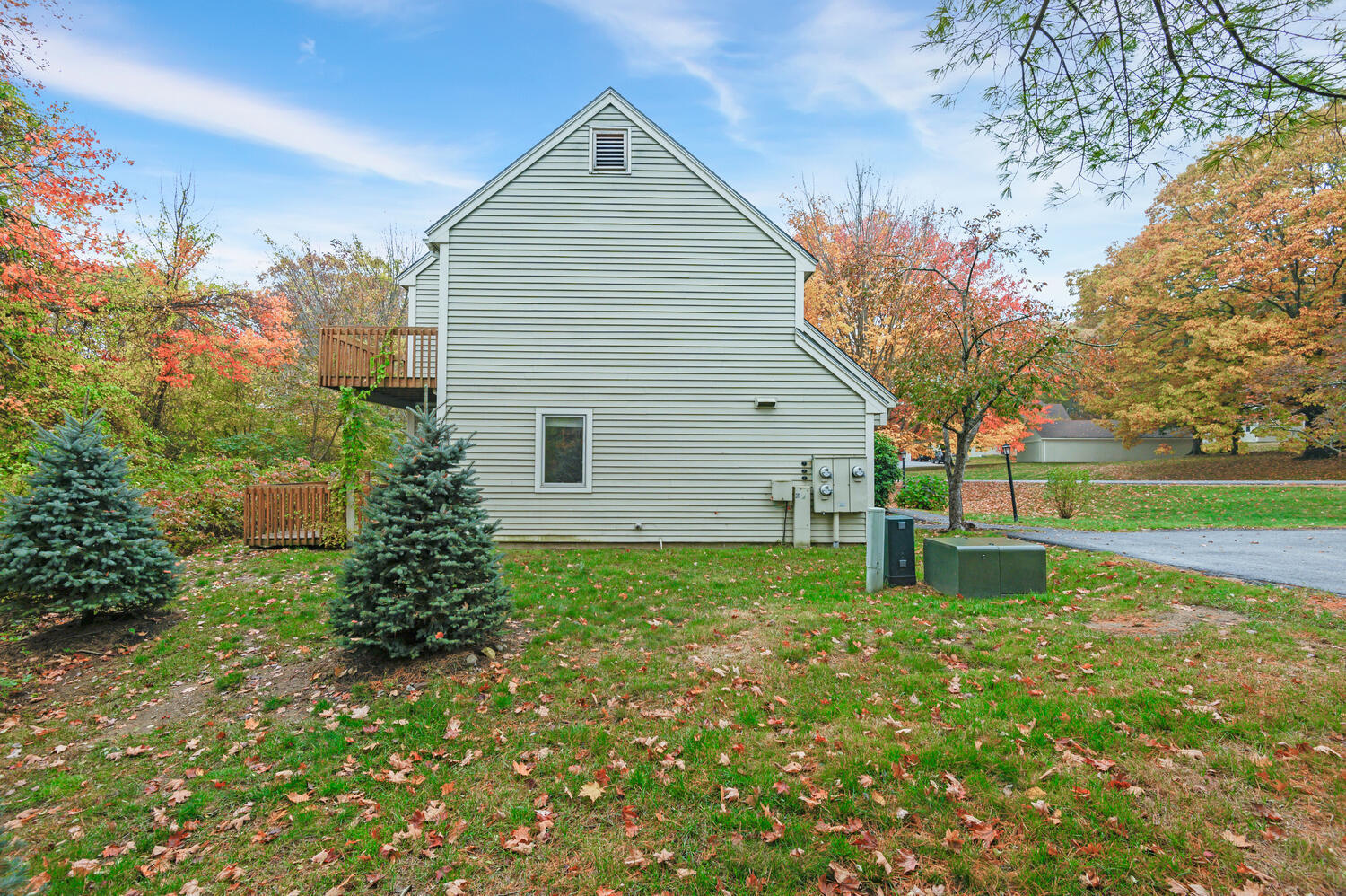 33 Linwood Road, Unit 33 Freeport, ME 04032 - Photo 31 of 35 33 Linwood Rd Freeport ME-large-031-032-