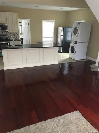 $3,295 | 175 Richmond Boulevard, Ronkonkoma, NY 11779
