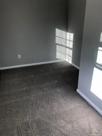 $3,295 | 175 Richmond Boulevard, Ronkonkoma, NY 11779