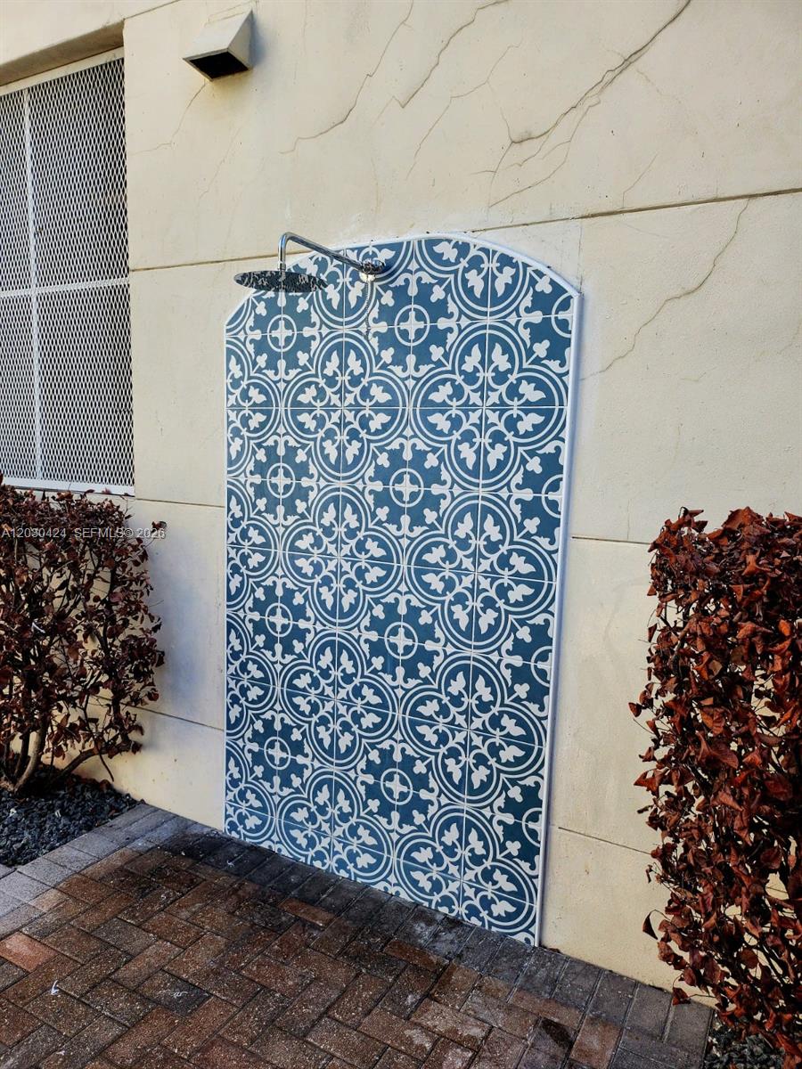 120 Southwest 8th Avenue, Unit 903 Miami, FL 33130 - Photo 18 of 25