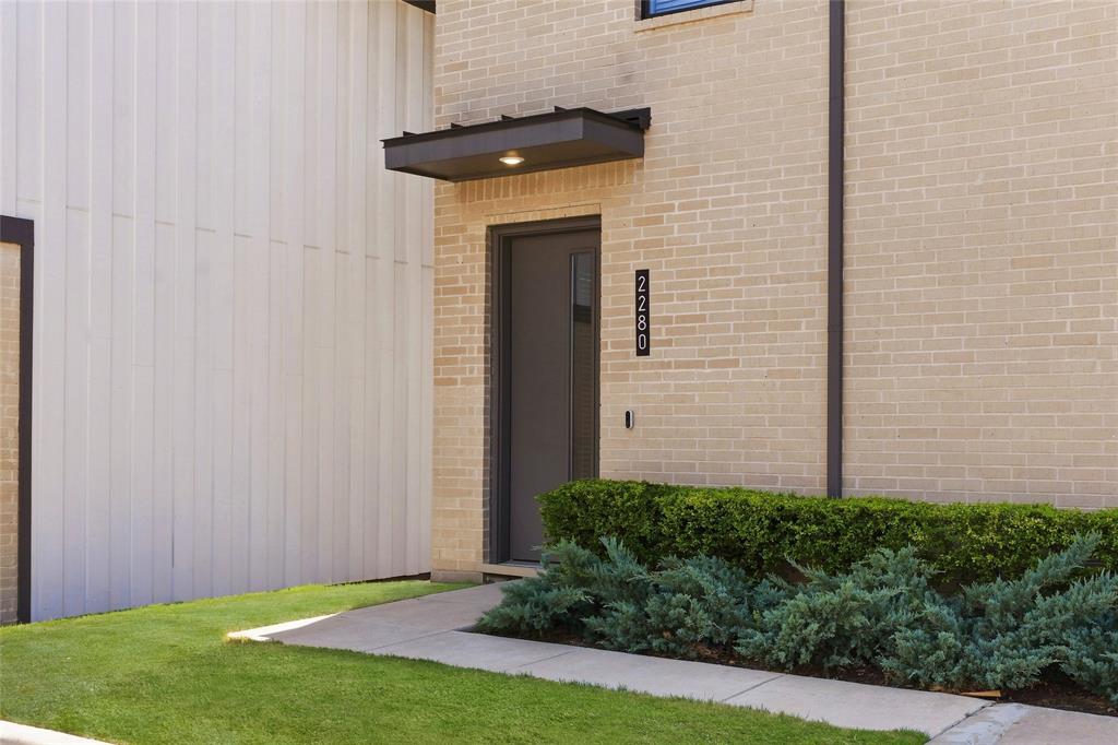 2280 Rook Drive Dallas, TX 75211 - Photo 10 of 40 Gallery Image 10