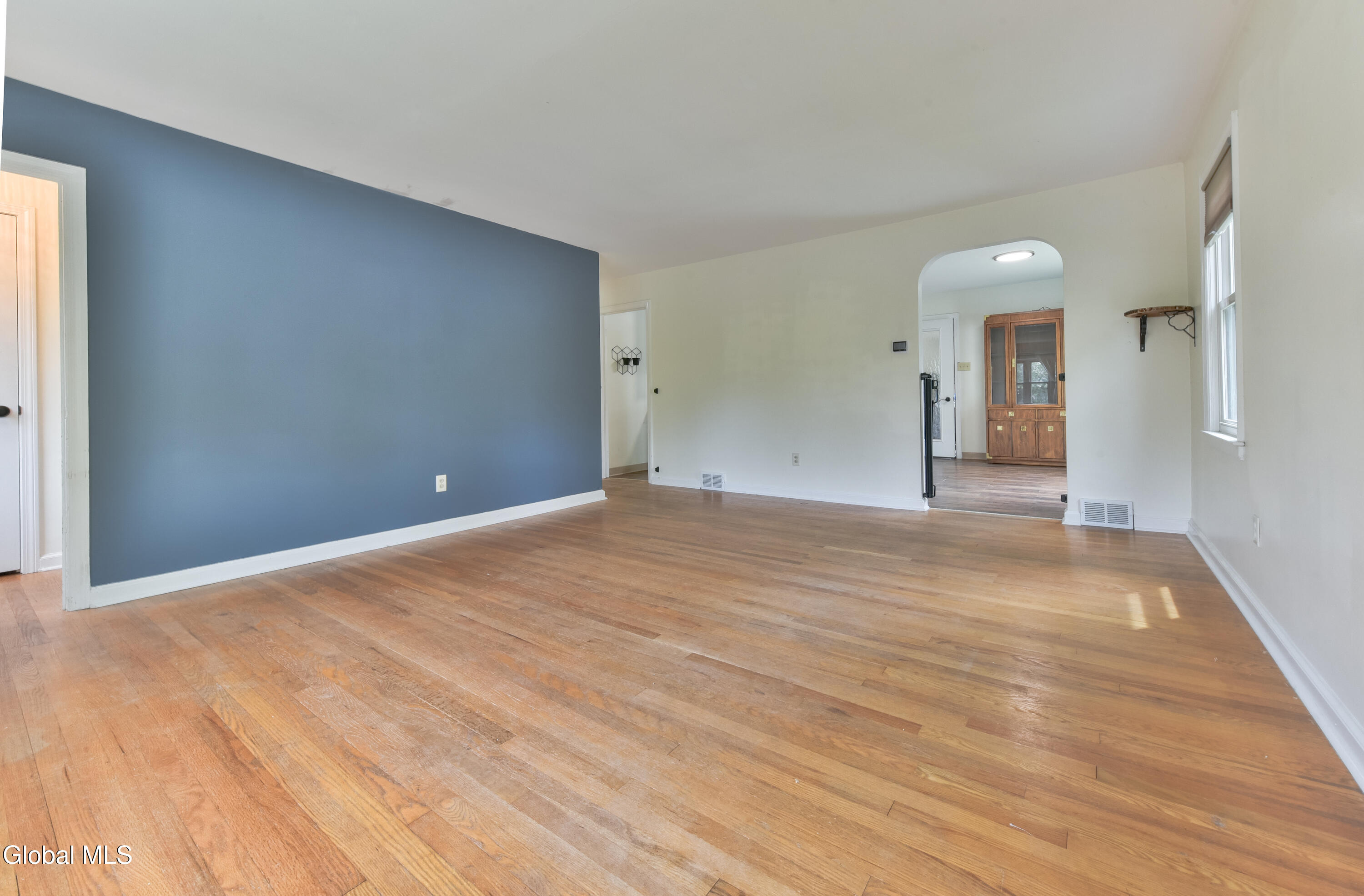 1702 Lenox Road Schenectady, NY 12308 - Photo 13 of 64 13