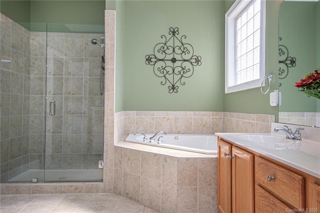 636 Bracket Street, Unit 512 Fort Mill, SC 29708 - Photo 12 of 20 Gallery Image 12