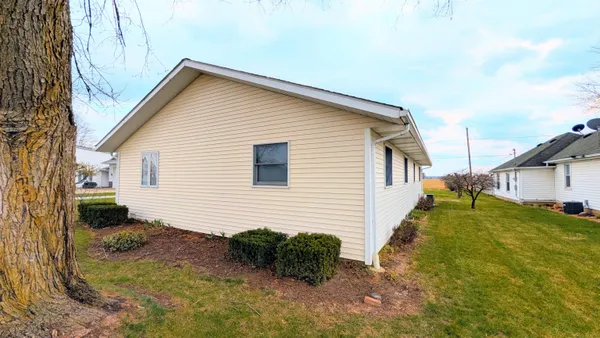 $259,900 | 10838 Hoagland Road, Hoagland, IN 46745